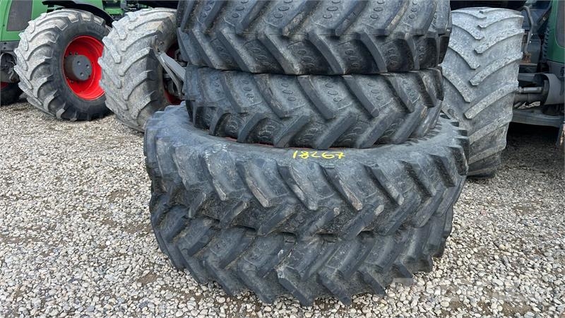 BKT 380/90R50 + 340/85R36 - 8+10 huls bla. 716 2m Dekk, hjul og felger
