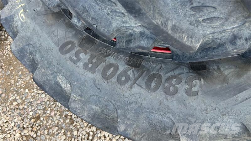 BKT 380/90R50 + 340/85R36 - 8+10 huls bla. 716 2m Dekk, hjul og felger