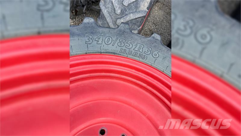 BKT 380/90R50 + 340/85R36 - 8+10 huls bla. 716 2m Dekk, hjul og felger