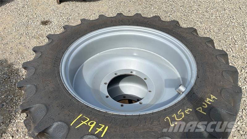 BKT 380/90R54 + 380/85R38 - spor 2.25m 10 huls bag + s Reifen