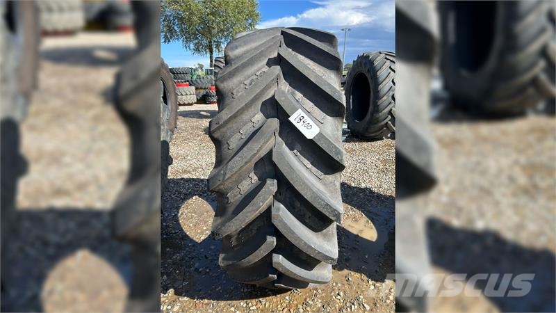 BKT 600/70R34 VF afm. Banden, wielen en velgen