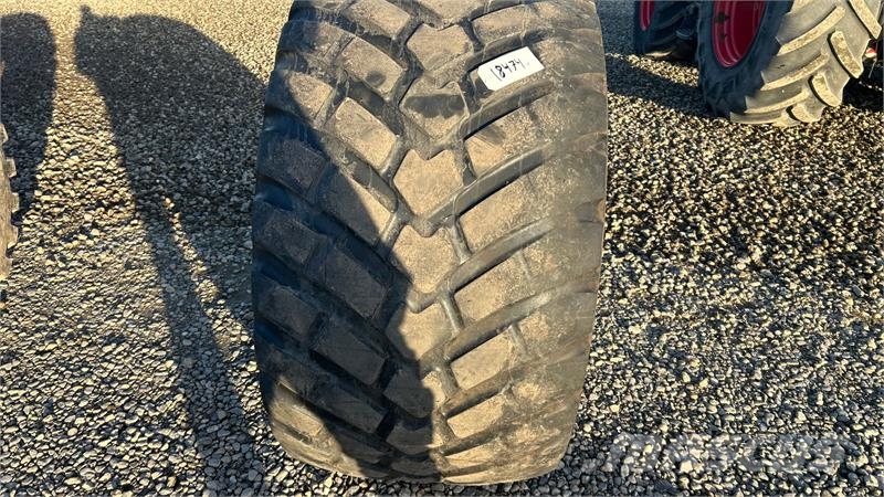 BKT 710/50R26.5 الإطارات والعجلات والحافات