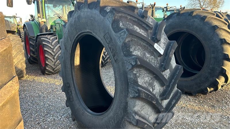 BKT 710/70R42 الإطارات والعجلات والحافات