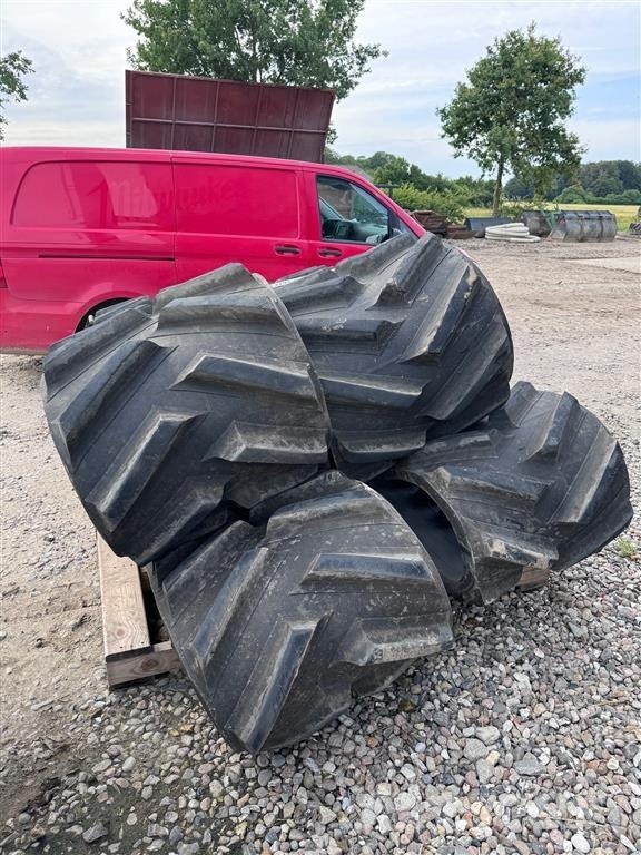  Camso Fendt MT 1100 + Cat MT 800  Afmonterings bæl Gume, kolesa in platišča