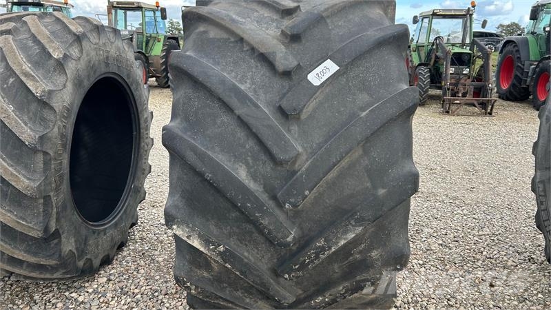 Continental 1050/50R32 Gume, točkovi i felne