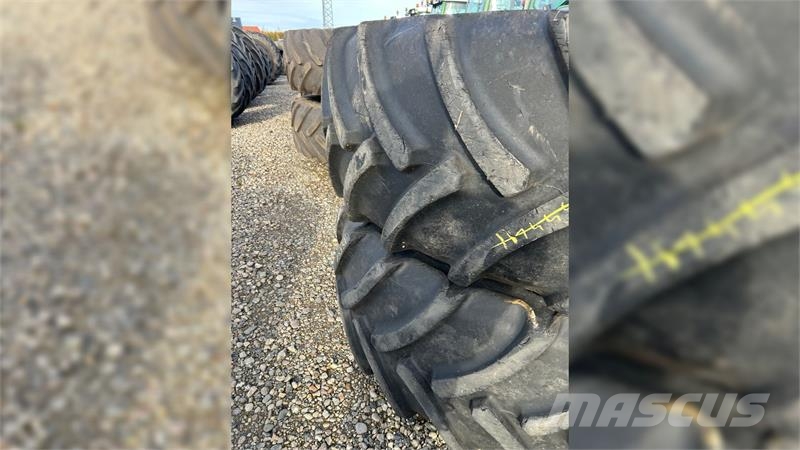 Continental 650/65R42-42 Dekk, hjul og felger