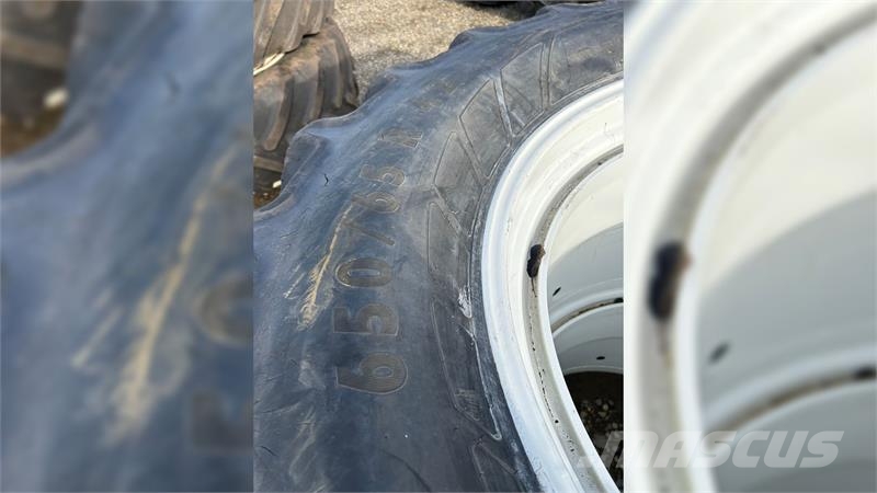 Continental 650/65R42-42 Dekk, hjul og felger