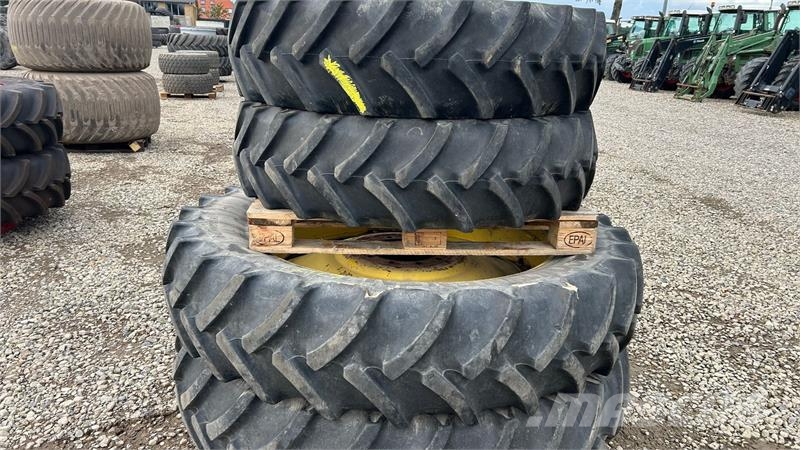 - - - Continetal 380/85R46 + 320/90R32 - stilbare Gume, točkovi i felne