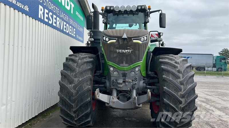 Fendt 1042 Vario S4 Profi Plus Traktory