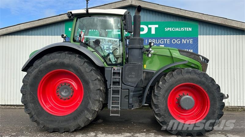 Fendt 1042 Vario S4 Profi Plus Traktory