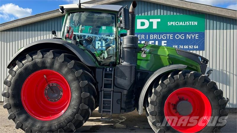 Fendt 1042 Vario S4 Profi Plus Vendeudstyr/Rüfa VarioGri Traktorji