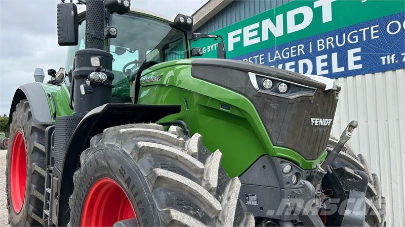 Fendt 1042 Vario S4 Profi Plus Traktory