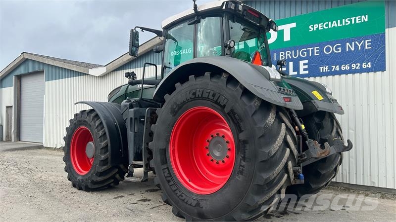 Fendt 1046 Vario S4 Profi Plus Traktory