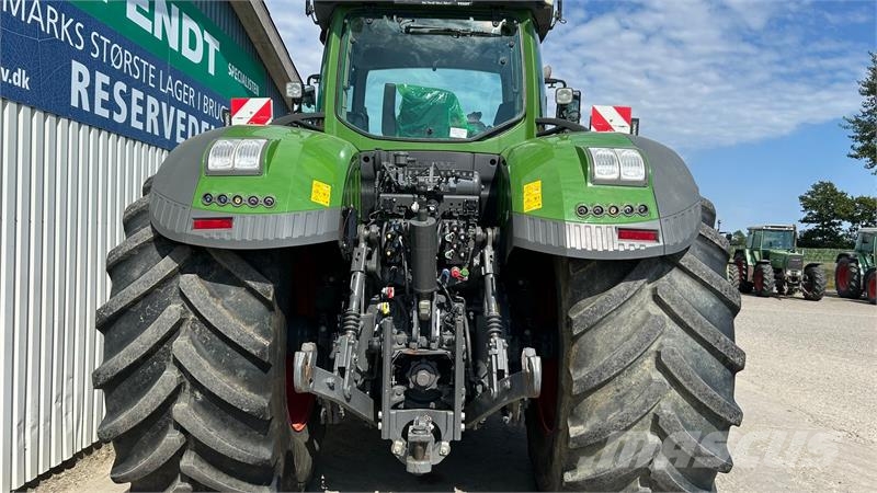 Fendt 1050 Vario S4 PROFI PLUS VarioGrip. Få Timer Traktory