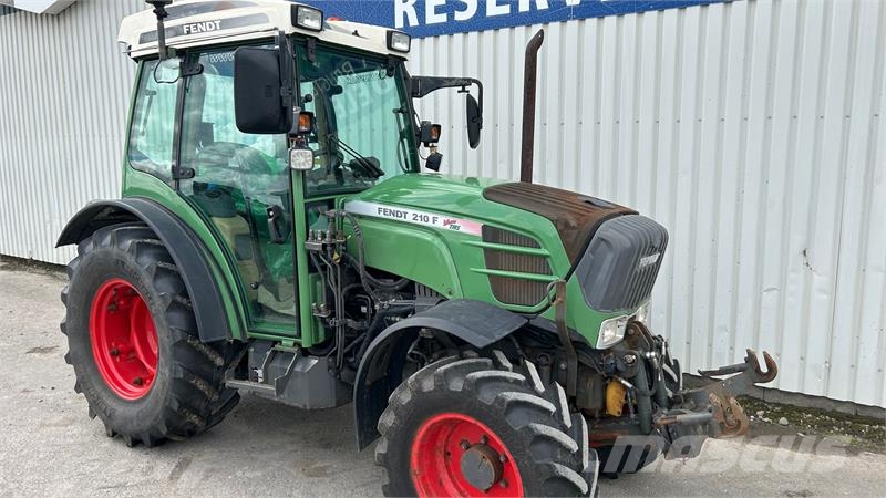 Fendt 210 F Vario TMS Med Front PTO Traktorji
