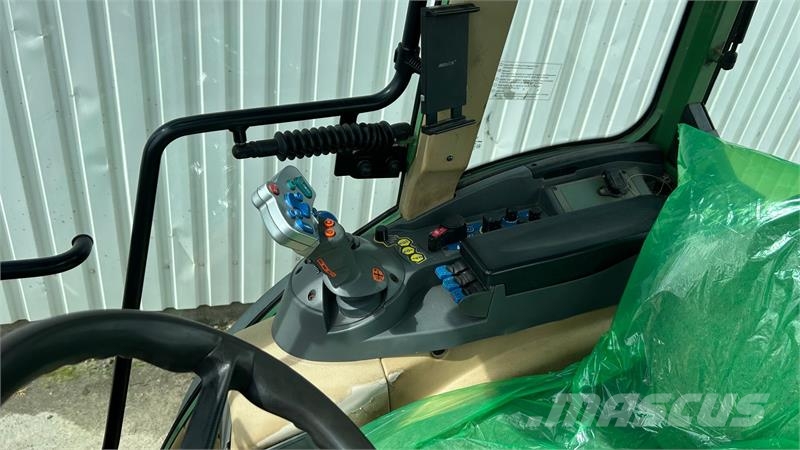Fendt 210 F Vario TMS Med Front PTO Traktorji