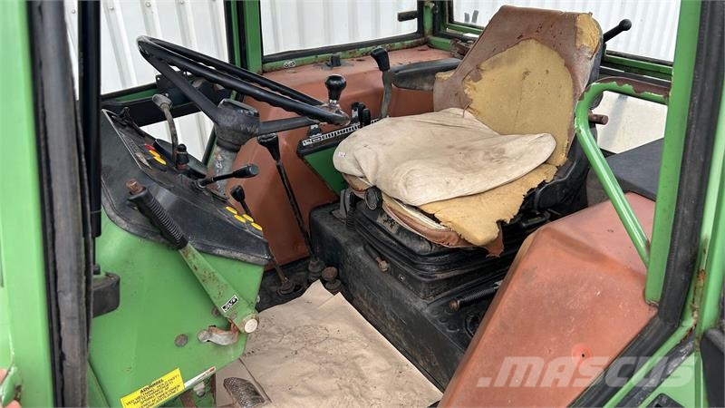 Fendt 309 Farmer الجرارات