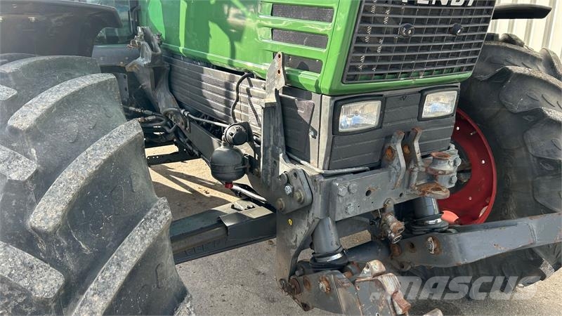 Fendt 512 Favorit الجرارات