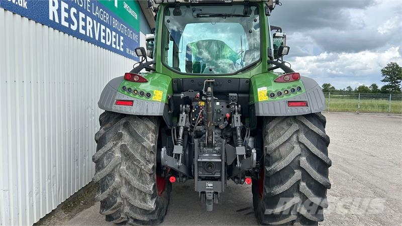 Fendt 516 Vario S4 Power Plus  Med Fendt Frontlæsser 4x8 الجرارات