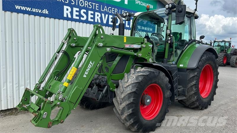 Fendt 516 Vario S4 Power Plus  Med Fendt Frontlæsser 4x8 الجرارات