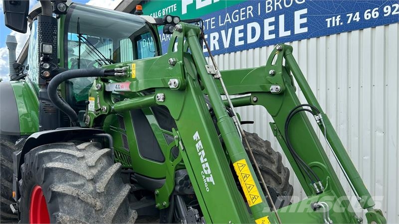 Fendt 516 Vario S4 Power Plus  Med Fendt Frontlæsser 4x8 الجرارات