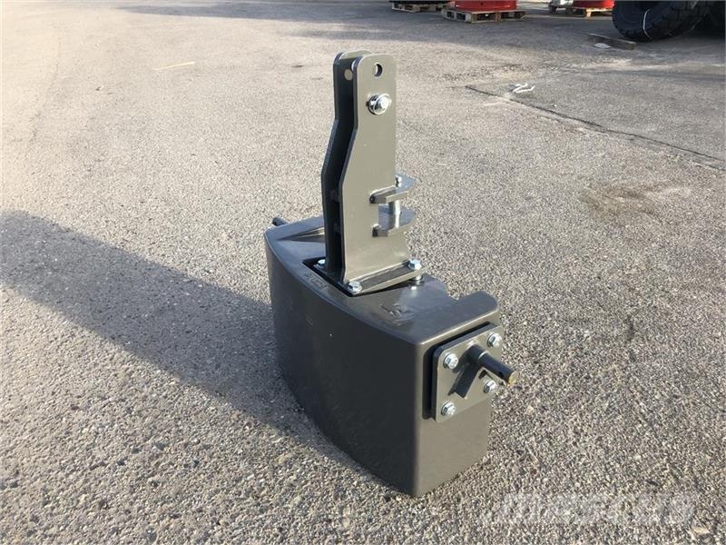 Fendt 600 kg Metal Ostala dodatna oprema za traktore