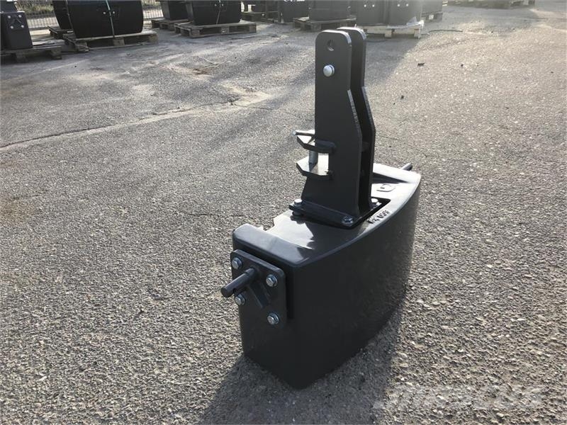 Fendt 600 kg Metal Ostala dodatna oprema za traktore