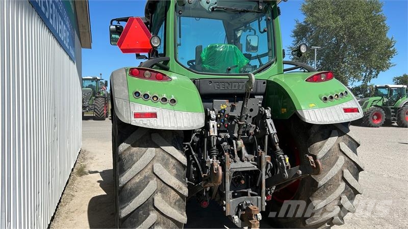 Fendt 716 Vario SCR Profi Traktorji