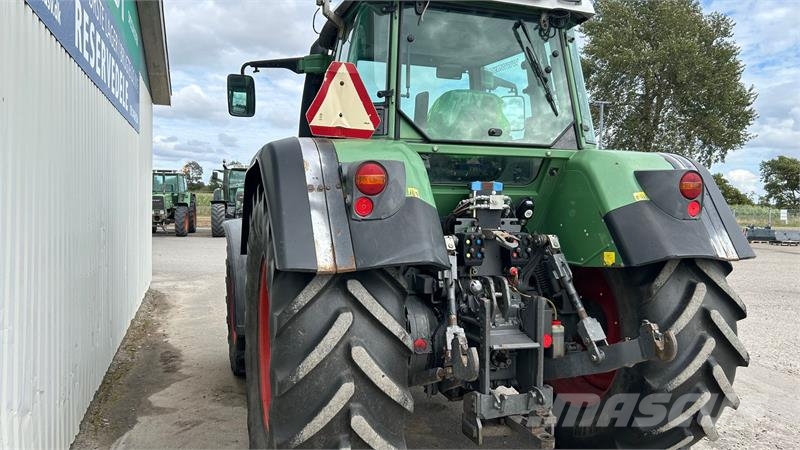 Fendt 716 VARIO TMS  Med Stoll Frontlæsser Traktory