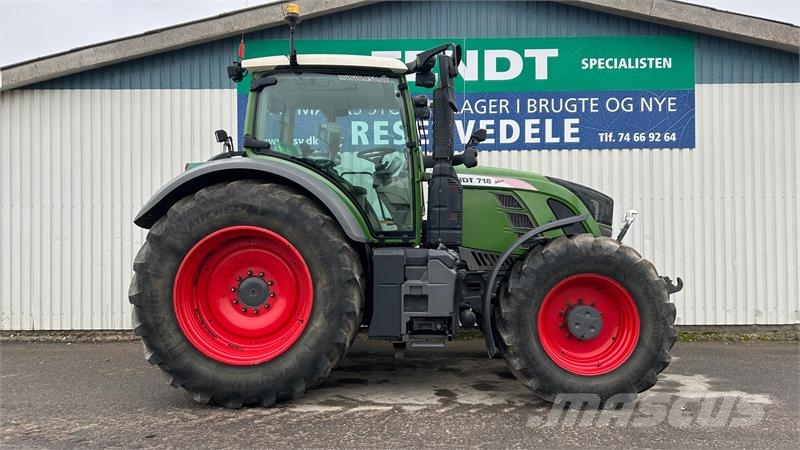 Fendt 718 Vario S4 Power Plus Traktory