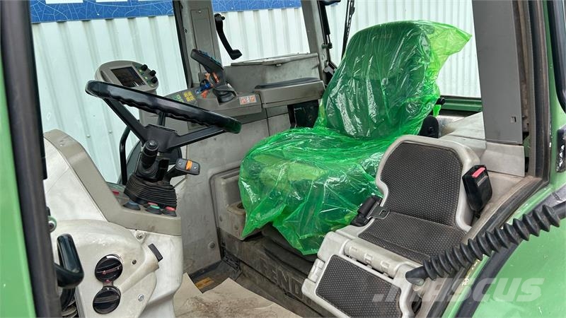 Fendt 718 Vario TMS Traktory