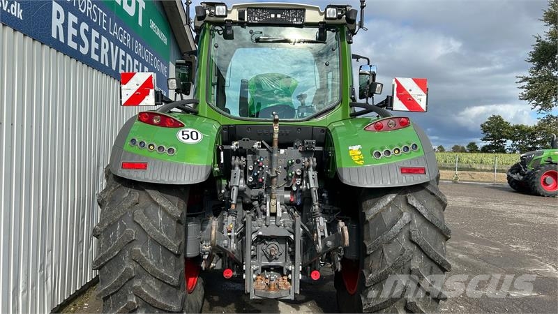 Fendt 720 Vario S4 Power Plus الجرارات