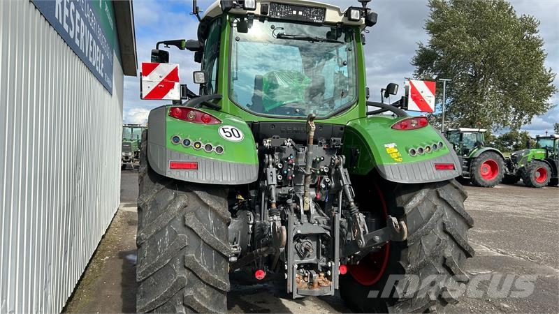 Fendt 720 Vario S4 Power Plus الجرارات