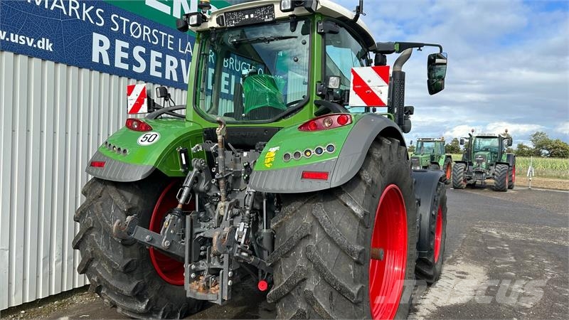 Fendt 720 Vario S4 Power Plus الجرارات