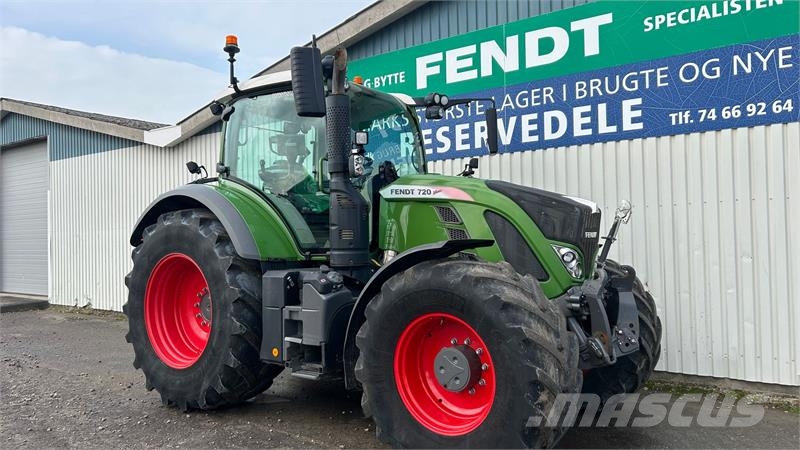 Fendt 720 Vario S4 Profi Plus Traktory