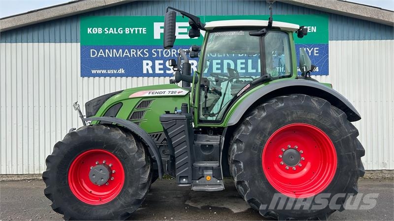 Fendt 720 Vario S4 Profi Plus Traktory