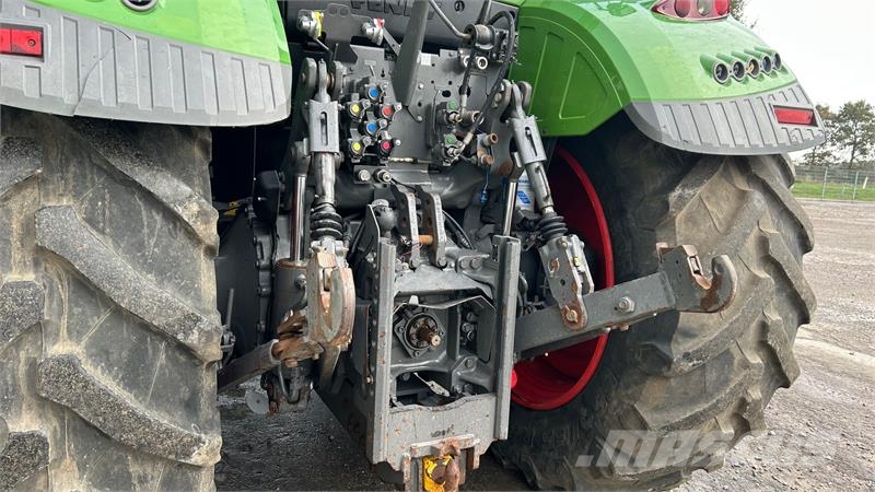 Fendt 720 Vario S4 Profi Plus Med Front PTO Traktory