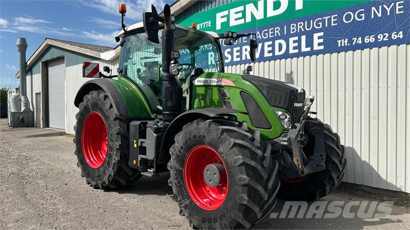 Fendt 720 Vario S4 Profi Plus Traktory