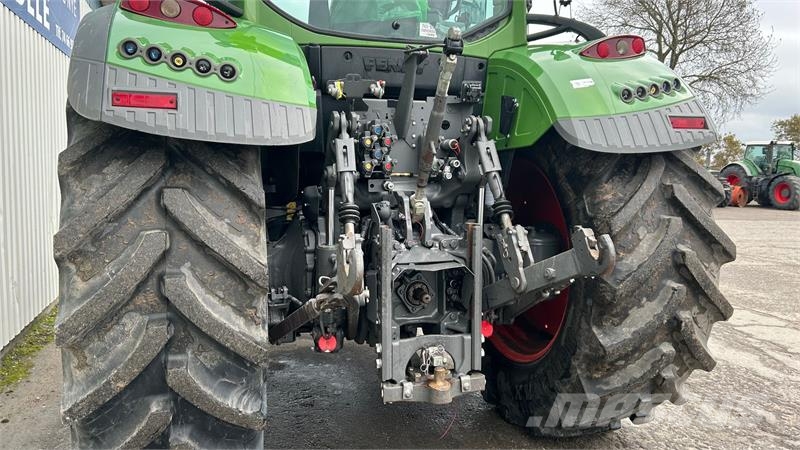 Fendt 720 Vario S4 Profi Plus Traktoren