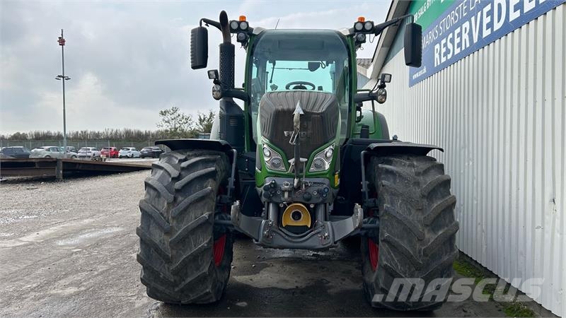 Fendt 720 Vario S4 Profi Plus Med Front PTO Traktory