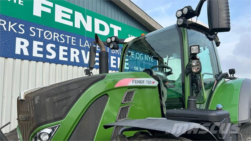Fendt 720 Vario S4 Profi Plus Med Front PTO Traktory