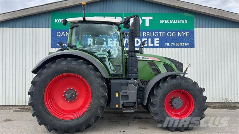 Fendt 720 Vario S4 Profi Plus Traktory