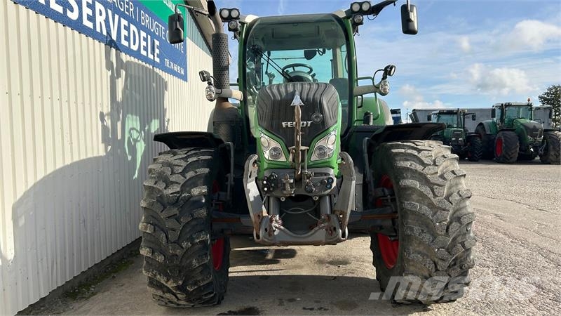 Fendt 720 Vario SCR Profi Plus Traktory