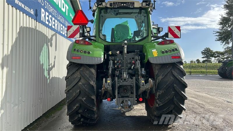 Fendt 722 Vario S4 Profi Plus Med Front PTO Traktorok