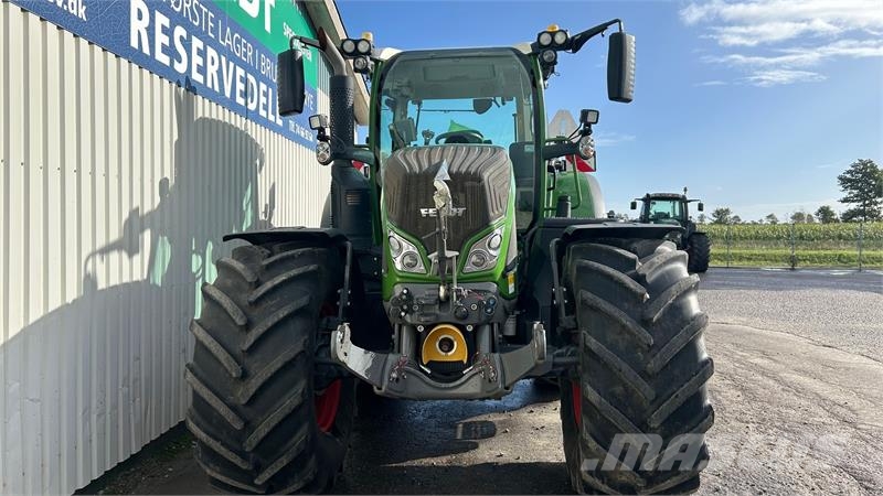 Fendt 722 Vario S4 Profi Plus Med Front PTO Traktorok