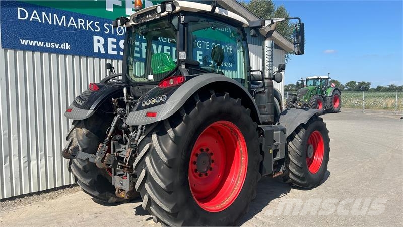 Fendt 724 Vario S4 Profi Plus Med Front PTO Traktory