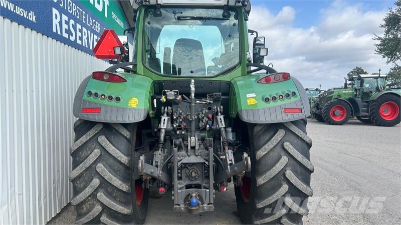 Fendt 724 Vario S4 Profi Plus Med Front PTO Traktory
