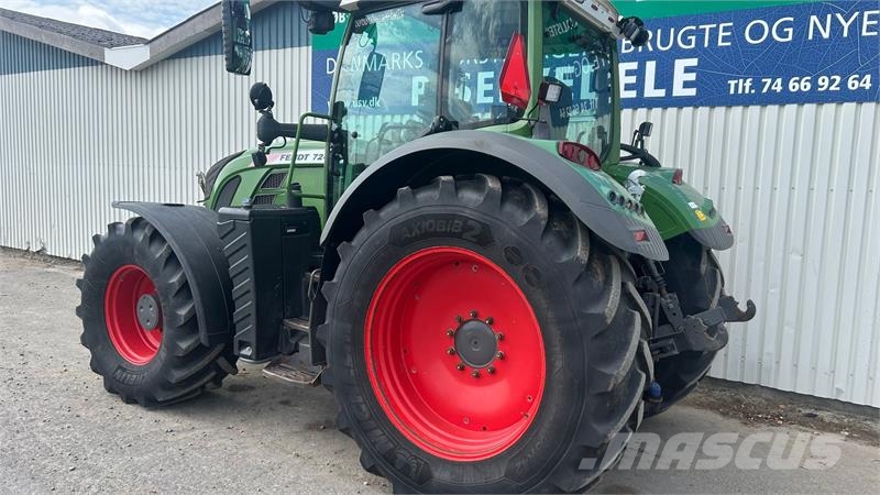 Fendt 724 Vario S4 Profi Plus Med Front PTO Traktory