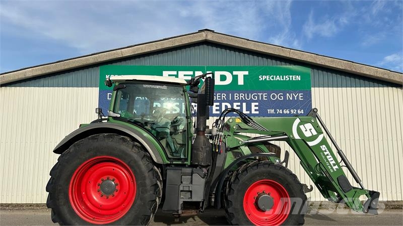 Fendt 724 Vario SCR Profi Plus Med Stoll FZ 46-26 Frontl Traktory