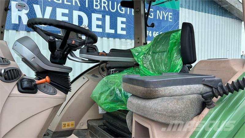 Fendt 724 Vario SCR Profi Plus الجرارات
